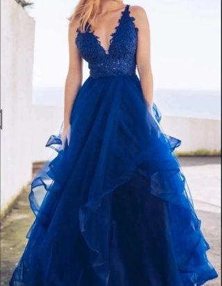 Vestido Fiesta Azul Eléctrico con Tul