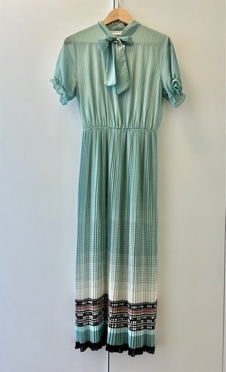 Vestido Midi Plisado Estampado