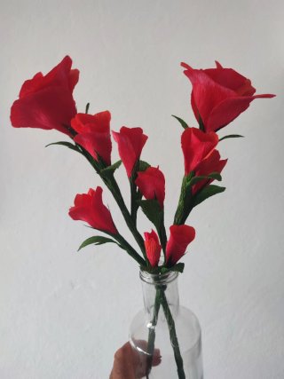 Flores de papel Crepé .25€ Ramo de novia .2€ tallo