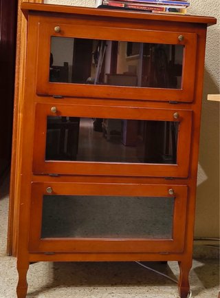 Mueble auxiliar clásico madera y cristal