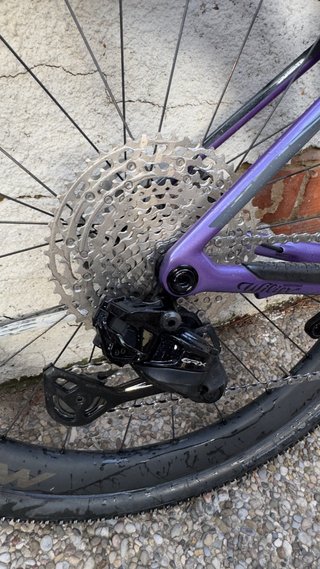 Gravel Wilier Rave SLR ID2 - Shimano GRX Di2 12v