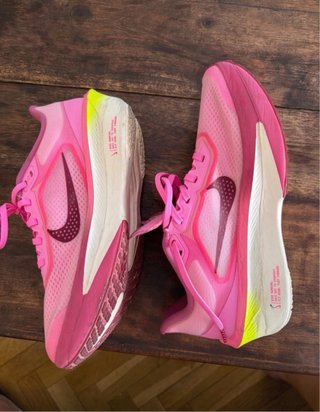 Zapatillas Nike Zoom Fly rosas