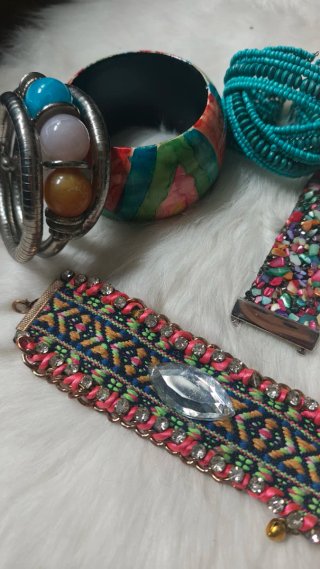 Lote de 6 Pulseras Variadas