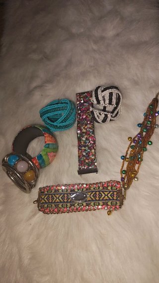 Lote de 6 Pulseras Variadas