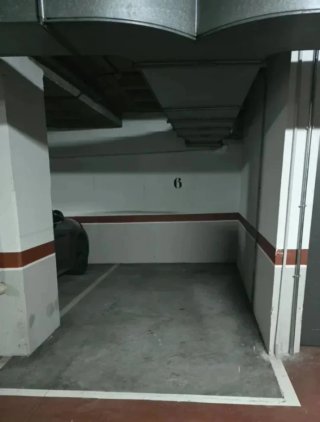 SE ALQUILA PLAZA DE GARAJE EN C/PALMIRA VILLA