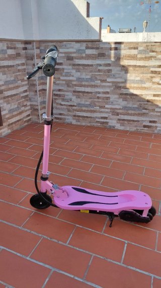Patinete eléctrico infantil rosa HOMCOM