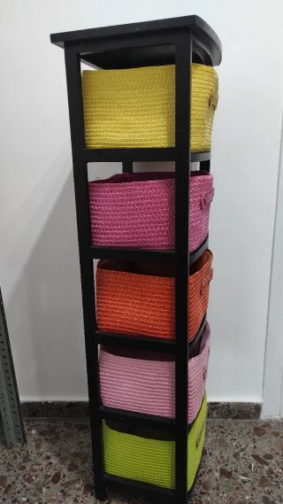 Mueble Organizador de Madera y Mimbre
