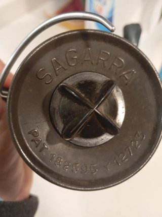 Carrete de pesca Sagarra antiguo PAT. 182595 Y 127