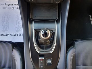 Nissan Qashqai Tekna, 140cv, techo, carplay, 19"..