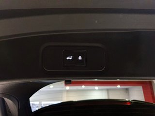Nissan Qashqai Tekna, 140cv, techo, carplay, 19"..