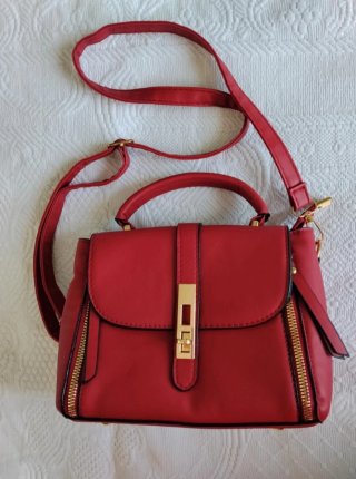 Mini borsa rossa con tracolla