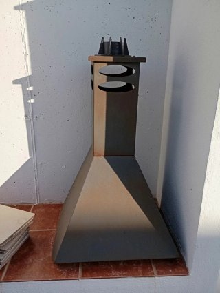 Campana extractora decorativa tipo chimenea