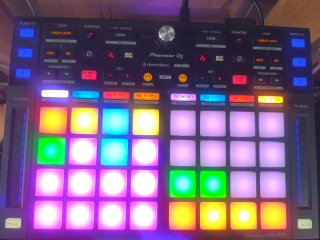 Controlador DJ Pioneer DDJ-XP2