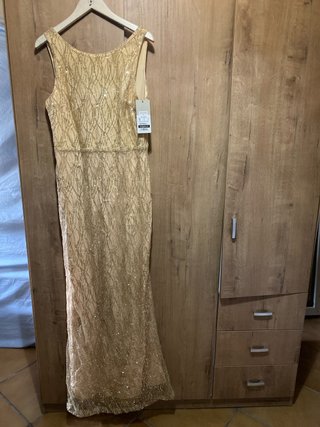 Vestido de fiesta dorado brillante