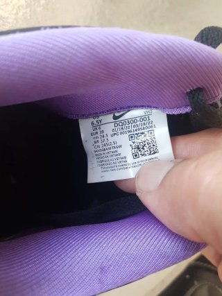 Zapatillas Nike Air Force 1 Negras y Moradas