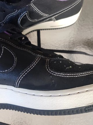 Zapatillas Nike Air Force 1 Negras y Moradas