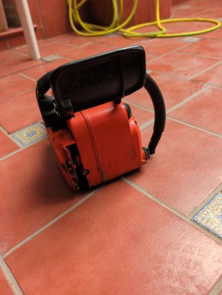 Lote 2 Motosierras China y Stihl 010AV