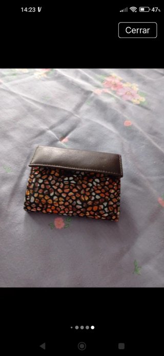 Monedero de Mujer Multicolor 10 x 9 x2 cms