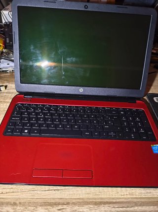 Portátil HP Rojo
