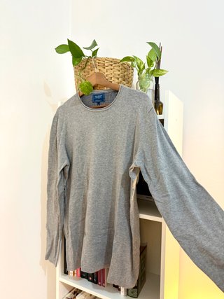 Jersey de hombre gris cuello redondo 100% algodón