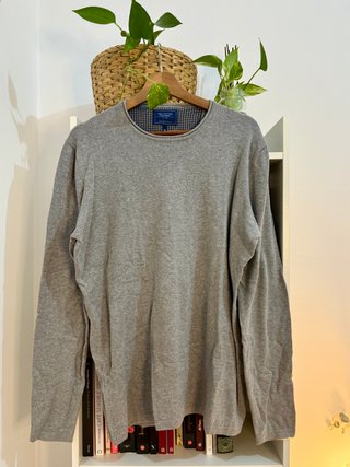 Jersey de hombre gris cuello redondo 100% algodón