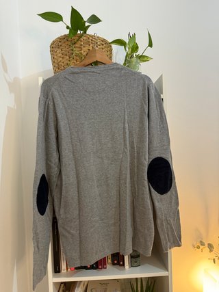 Jersey de hombre gris cuello redondo 100% algodón