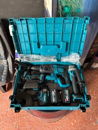 Maletín Makita 40V con Herramientas