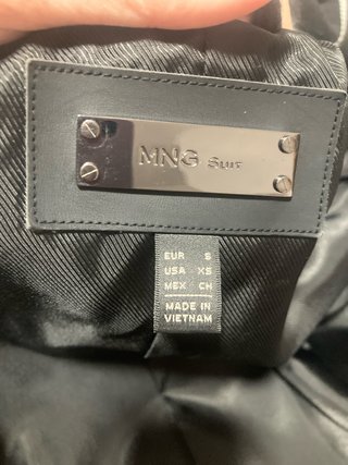 Abrigo de paño negro Mango