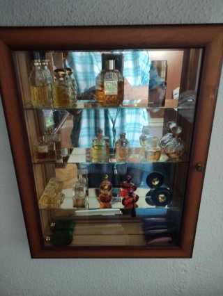 Vitrina expositora de madera y cristal/espejo