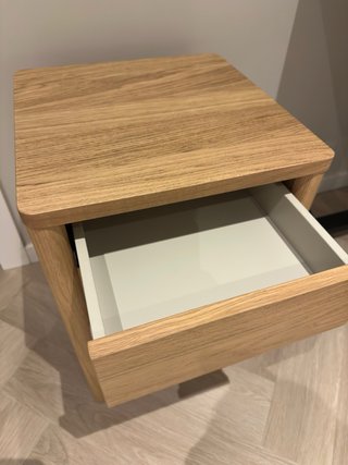 Mesita de noche IKEA TONSTAD