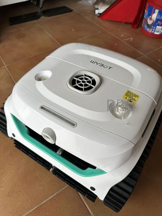 Robot piscina limpiafondos WYBOT C2