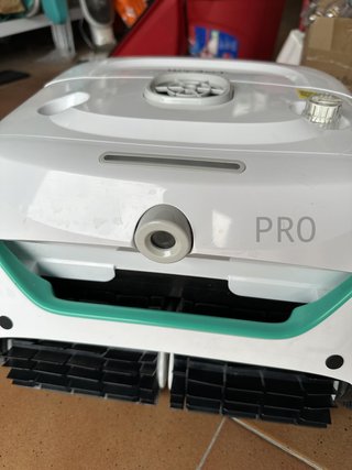 Robot piscina limpiafondos WYBOT C2