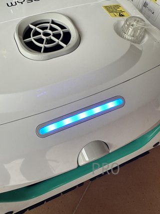Robot piscina limpiafondos WYBOT C2