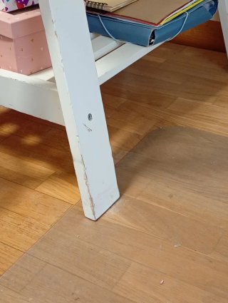Mesa de Escritorio con Patas de Caballete