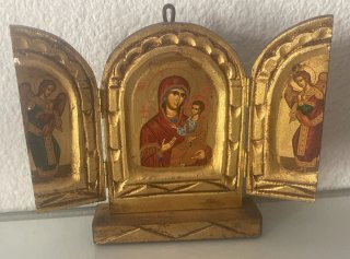 Tríptico bizantino bañado en oro