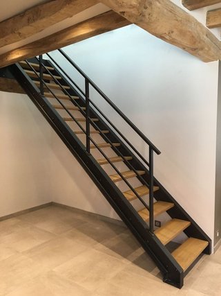 Escaleras metálicas a medida