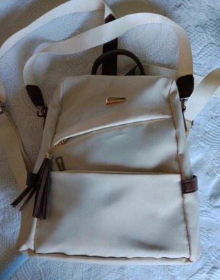 Zainetto beige con dettagli marroni