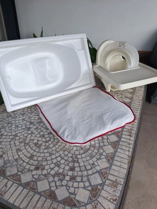 Set de Baño y Trona para Bebé