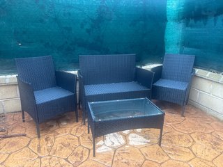 Set de 4 Muebles de Patio en Ratán Negro