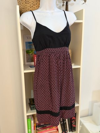 Vestido corto de tirantes combinado tipo peplum L