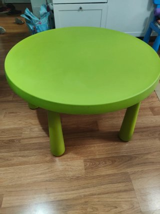 Mesa Infantil IKEA Verde Mammut. 85 cm de diámetro