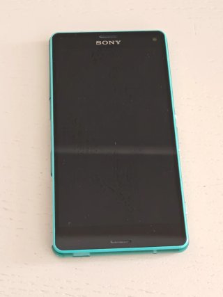 Smartphone Sony Verde Xperia non testato