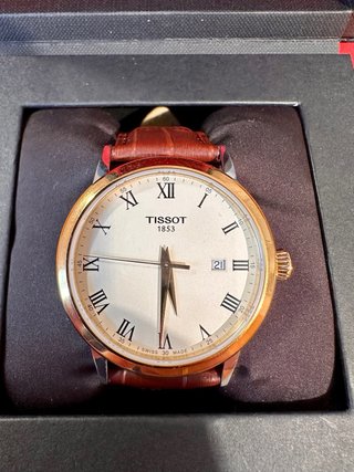 Tissot Classic Dream 42mm Reloj Suizo