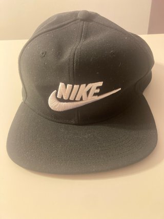 Gorra Nike Negra