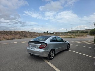Mercedes-Benz Clase C 2004