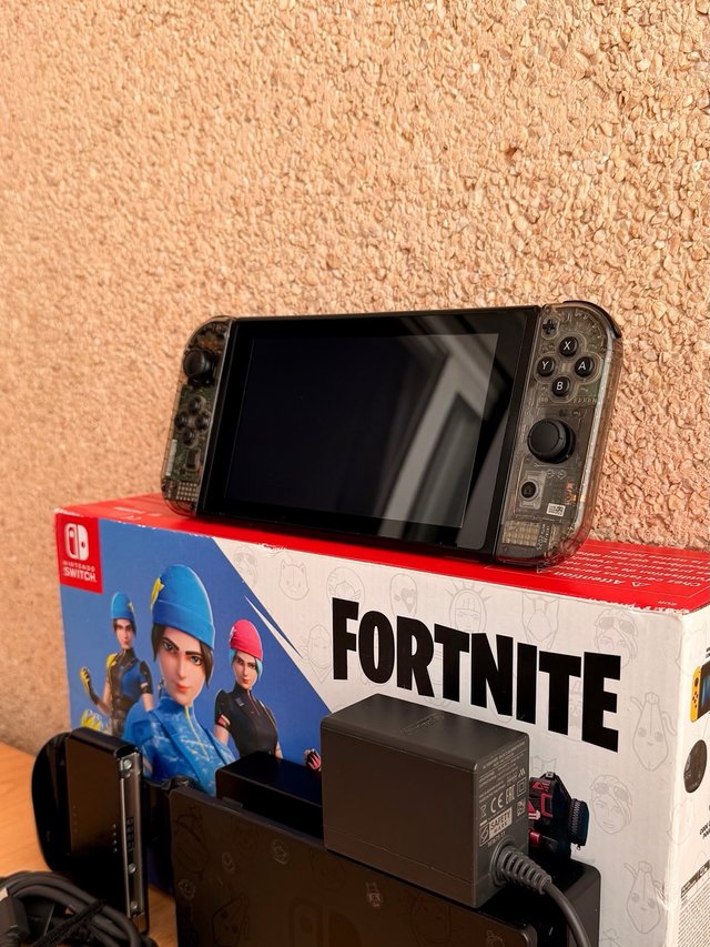 Nintendo Switch + Accesorios