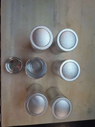 16 Botes de aluminio para cremas con tapa de rosca