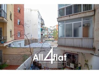 Piso en alquiler en El Congrés i els Indians en Barcelona