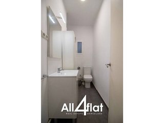 Piso en alquiler en El Congrés i els Indians en Barcelona