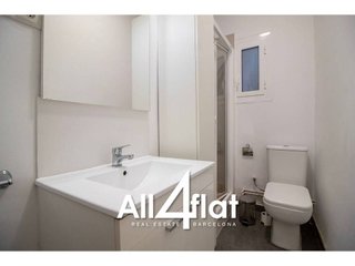 Piso en alquiler en El Congrés i els Indians en Barcelona